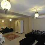 Aparthotel Safran 3*