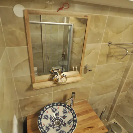 Safran Apartahotel 3*
