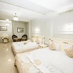 Safran Aparthotel 3*