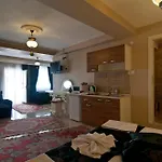 Aparthotel Safran 3*