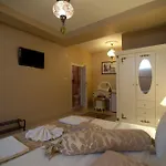 Aparthotel Safran 3*