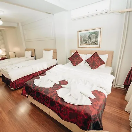 Safran Aparthotel 3*