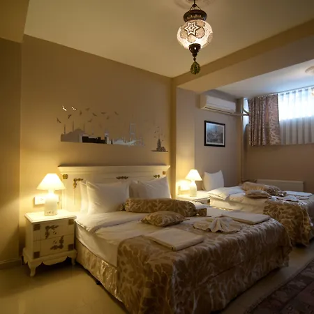 Aparthotel Safran 3*